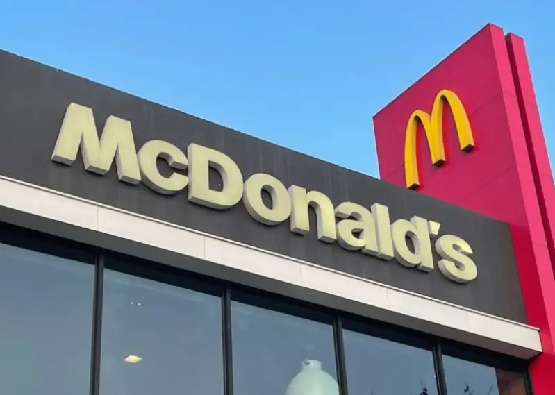 ▲日本麥當勞今（9）日宣布，將於9月12日推出新一波「快樂兒童餐」附贈玩具活動，活動首日不接受手機點餐和外送，僅限店內與得來速販售。（圖／NOWnews資料照）