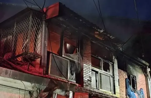 ▲ 18日新北發生死亡火警，一位24位男性被尋獲時已成焦屍。（圖／翻攝畫面）