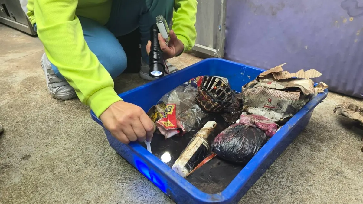 ▲防疫人員針對高風險場域孳生源檢查。（圖／高市府衛生局提供）