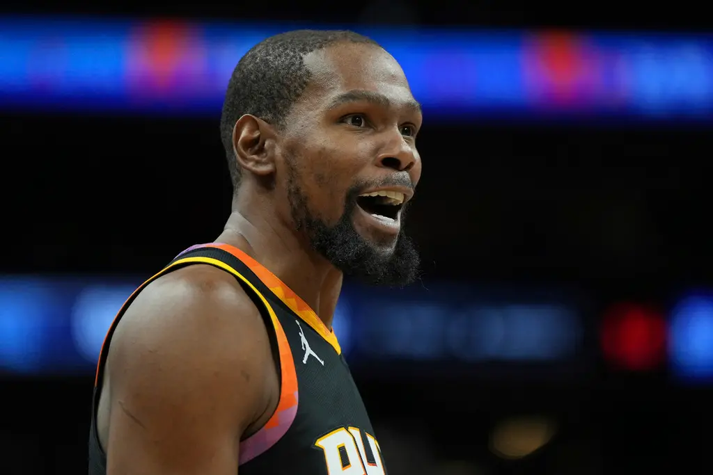 ▲NBA超級球星Kevin Durant交易案塵埃落定，儘管熱火曾提出看似誘人的報價，但熱火堅持不願割捨陣中「潛力新星」Kelel Ware，成為這筆重磅交易破局的主因。（圖／美聯社／達志影像）