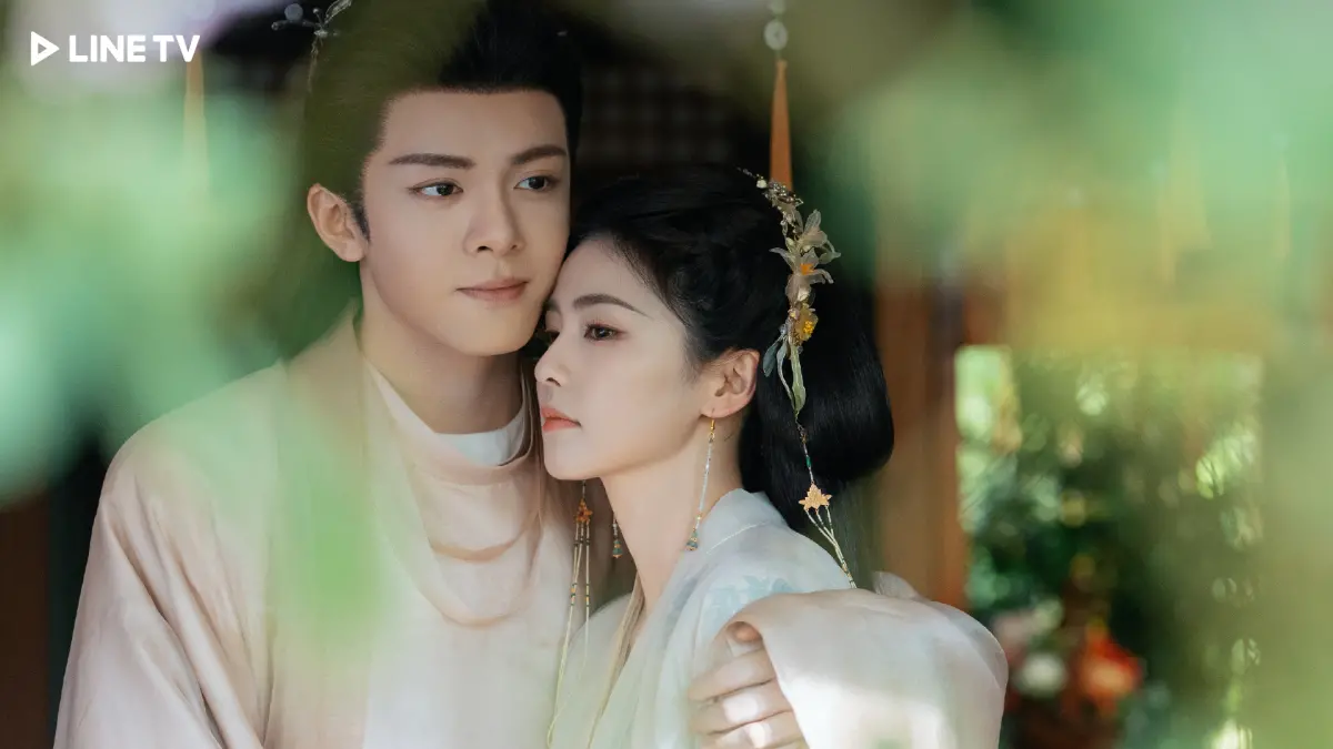 ▲《臨江仙》白鹿（右）、曾舜晞糾纏三世，熱度破萬卻被吐槽有黑幕，製作人于正親上火線回應「多麼可笑」。（圖／LINE TV提供）