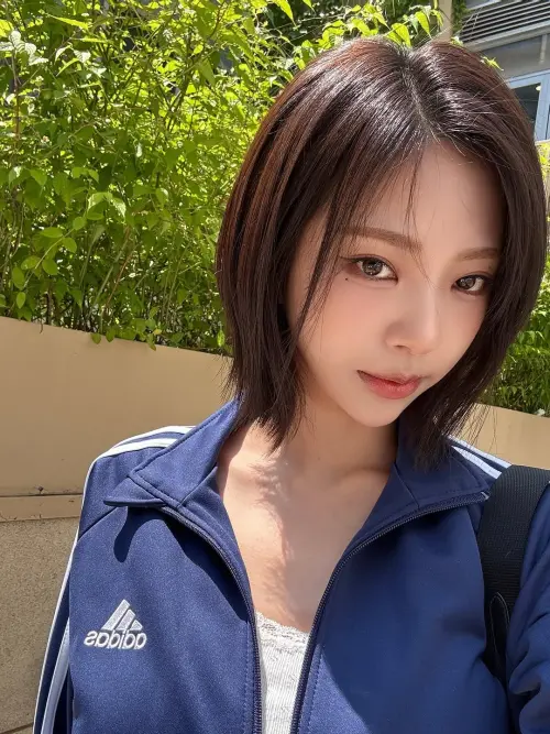 ▲選美出身的金高恩(如圖),是前國家代表足球選手金賢秀的女兒,尚未出道就備受注目。(圖/金高恩IG) ▲選美出身的金高恩(如圖),是前國家代表足球選手金賢秀的女兒,尚未出道就備受注目。(圖/金高恩IG)