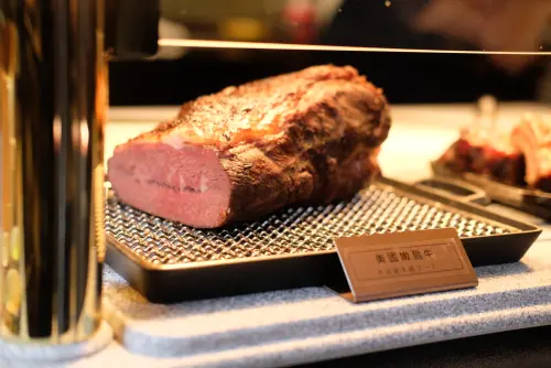 美國嫩肩牛是NAGOMI一直以來的熱門商品。(圖/記者葉盛耀攝) ▲美國嫩肩牛是NAGOMI一直以來的熱門商品。(圖/記者葉盛耀攝)