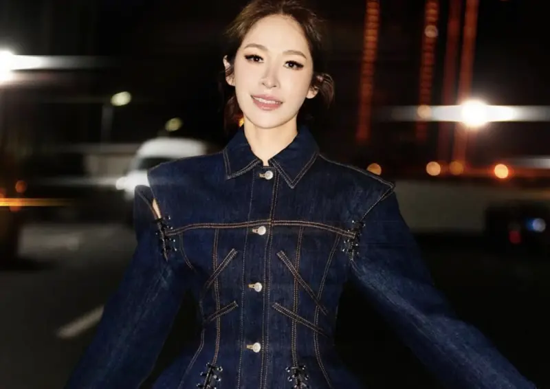 ▲蕭亞軒（如圖）近期重回幕前，狀態極佳，被傳有可能開演唱會。她的好友馬天佑近期在台推出粵語專輯，透露演唱會部分就是她目前還需要確認日期，其他的讓她自己宣布，似乎已經有譜。（圖／摘自IG）