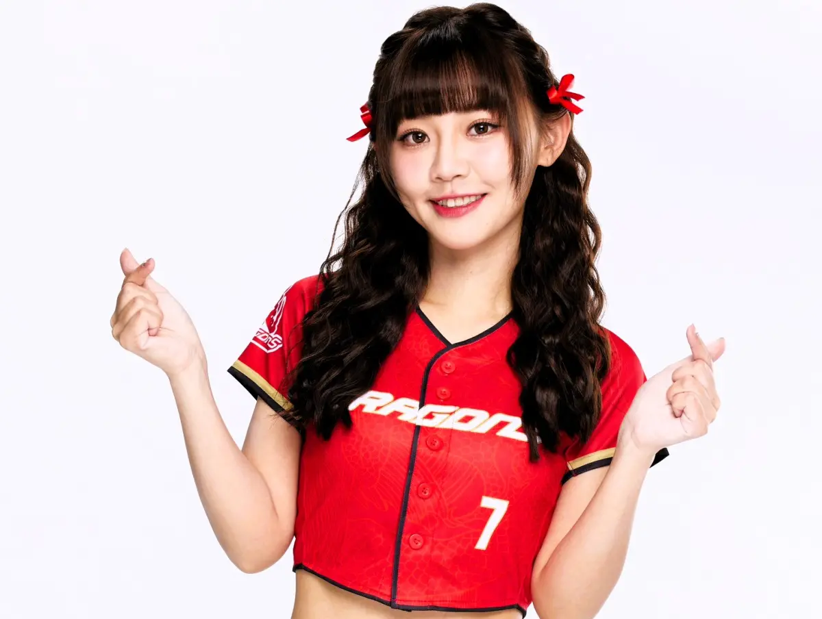 ▲凡完成驗血建檔者，皆有機會在結緣包中抽中「小龍女拍照券」。（圖／味全龍提供）