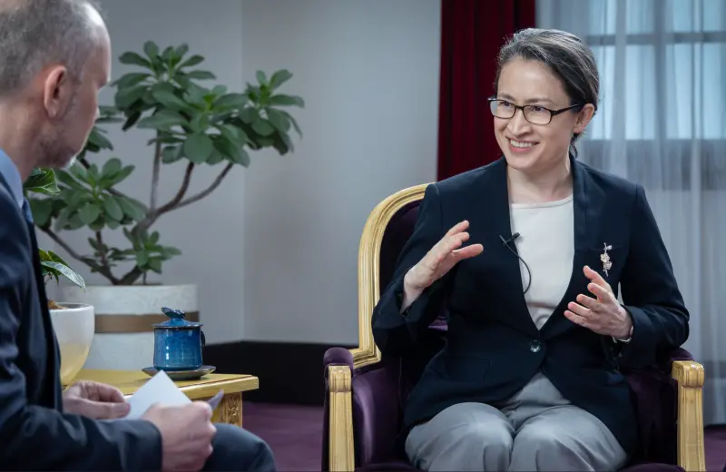 ▲蕭美琴去年出訪捷克險遭中國外交人員駕車衝撞，而藍營質疑事件真偽與報導媒體的可信度。（圖／總統府提供）