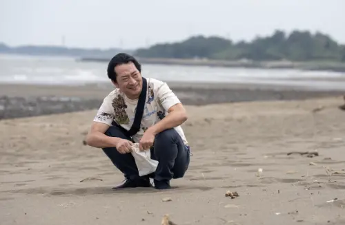 ▲藝人九孔參加節目《花甲少年趣旅行》自爆曾就讀空軍軍官學校，卻因操作失誤「把飛機撞毀」，還當場嚇哭遭退學。（圖／東森綜合台提供）