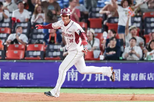 中職／樂天3老將「116歲」合力敲再見分　余德龍：當自己18歲去打
