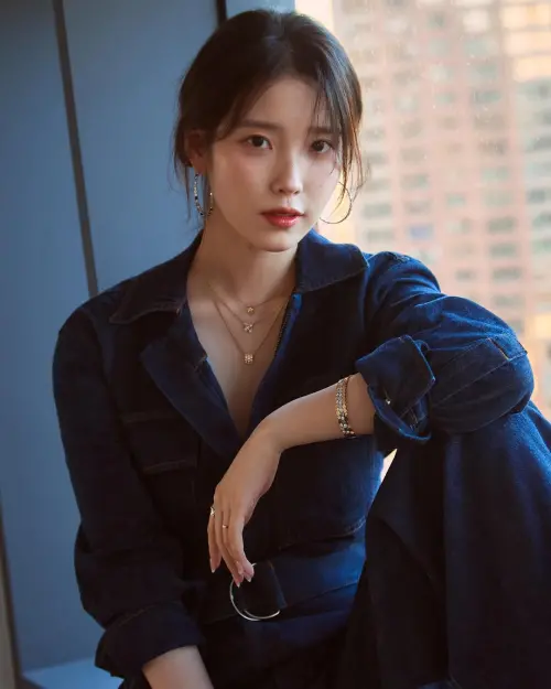 ▲IU(如圖)因為拍攝《苦盡柑來遇見你》在全世界爆紅。(圖/翻攝自IU IG) ▲IU(如圖)因為拍攝《苦盡柑來遇見你》在全世界爆紅。(圖/翻攝自IU IG)