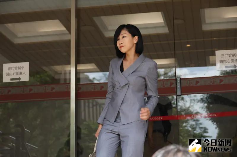 ▲呂秋遠私生子生母現身。（圖／記者陳明安攝。2025.06.20）