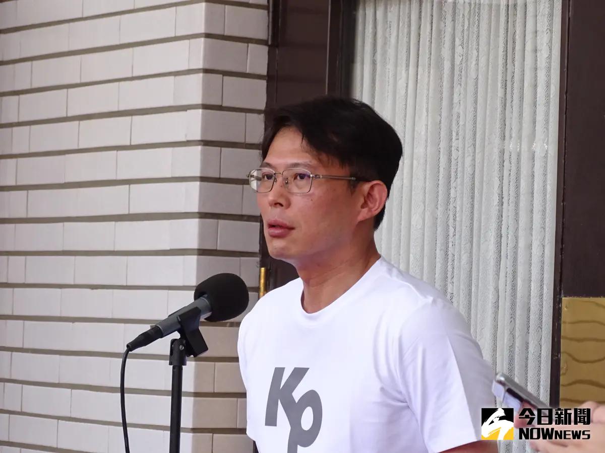 ▲民眾黨立委黃國昌踢爆國策顧問介入百億國防採購案。（圖／記者呂炯昌攝）