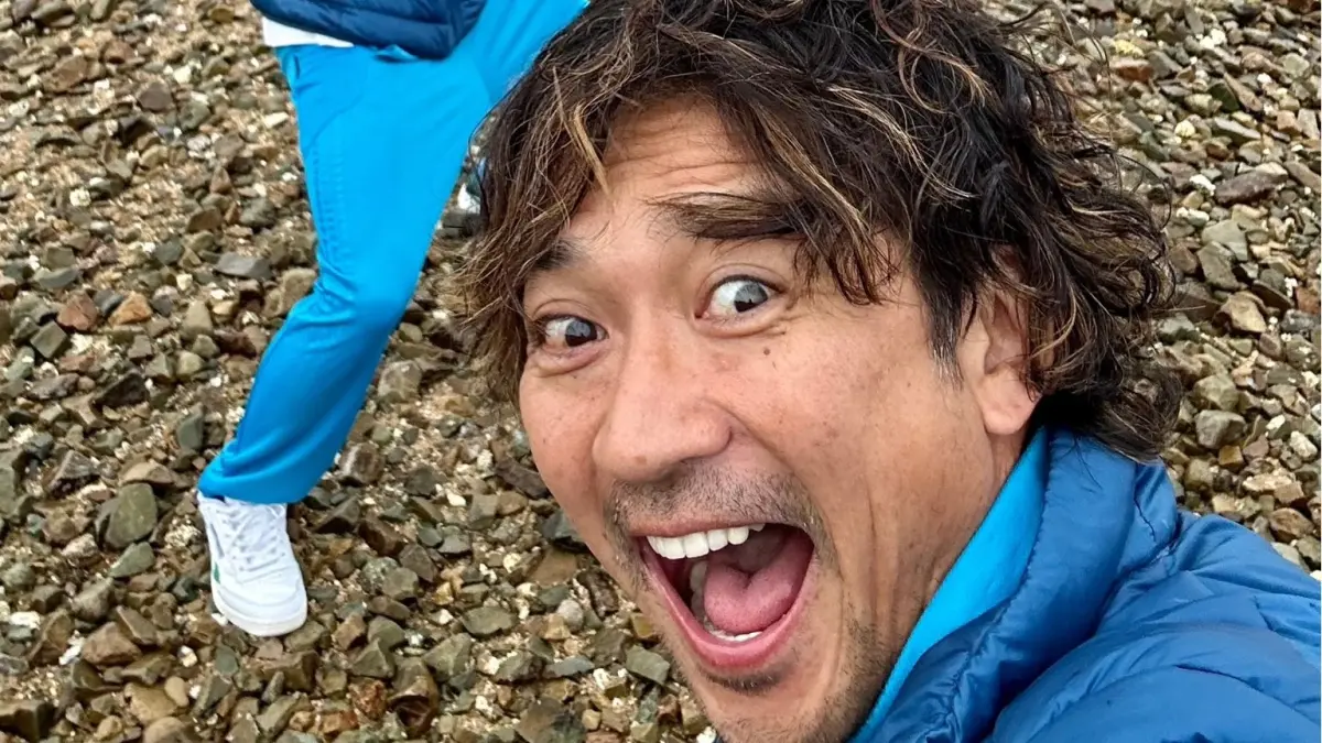 ▲東京小子TOKIO國分太一（如圖）今（20）日被爆出因「多項違反企業倫理的行為」，遭解除主持長達30年的綜藝節目主持人身分，隨後他也透過公司官網認錯，強調自己將無限期退出演藝圈，並表示：「會重新審視自己！」（圖／翻攝自國分太一X）