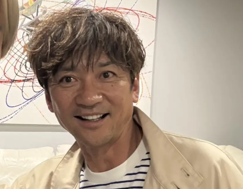 ▲日本國民男團東京小子TOKIO成員國分太一（如圖）因「涉嫌多起違紀」恐面臨無限期停工，對此日本電視台今（20）日主動出面召開記者會，然而全程1小時的記者會間電視台社長福田博之多次以「基於保護隱私不便回答」來避重就輕，不但現場記者爆氣，就連網友、粉絲都怒噴這場記者會根本是「災難」。（圖／翻攝自國分太一X）