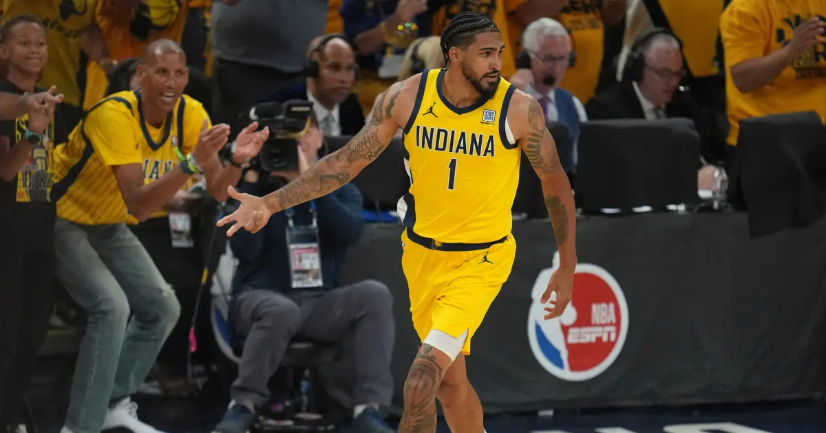 ▲NBA印第安納溜馬前鋒Obi Toppin，生涯初期被評價「只會灌籃」但加盟溜馬後，完成從跳跳人到全能前鋒的蛻變，總冠軍戰G6砍下20分外帶6籃板、2抄截，成為Manu Ginóbili後，首位在總冠軍戰拿下20分5籃板2抄截的替補球員。（圖／美聯社／達志影像）