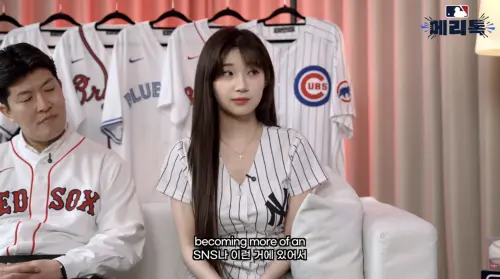 ▲李珠珢感嘆自己總是在意網友留言,任何評價都影響她非常深。(圖/MLB Korea (MLB 코리아) YouTube) ▲李珠珢感嘆自己總是在意網友留言,任何評價都影響她非常深。(圖/MLB Korea (MLB 코리아) YouTube)