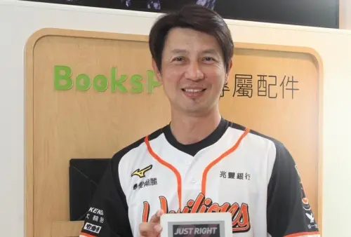 ▲統一獅一軍首席教練高志綱前日接受《NOWnews》訪問時，坦言有關注張育豪、江庭毅2位今年待選新秀，除了稱讚他們有極高潛力外，也分享職棒現實面。（圖／統一獅提供）