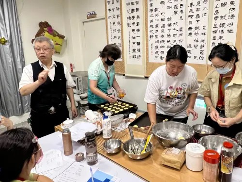 ▲新住民學會實用技巧，烘焙丙級證照考試技巧與實務操作(圖／民政局提供2025.6.21)