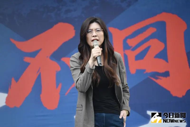 ▲根據藍營內部最新民調，若明天投票，加權後鄭麗文獲支持度最高。（圖／特約攝影林柏年）