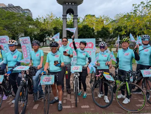 ▲陳亭妃預告，未來妃妃鐵馬隊還將深入其他選區，持續以祈福、串連與行動方式，將公共參與與民主價值向社會各角落推廣。（圖／陳亭妃提供）