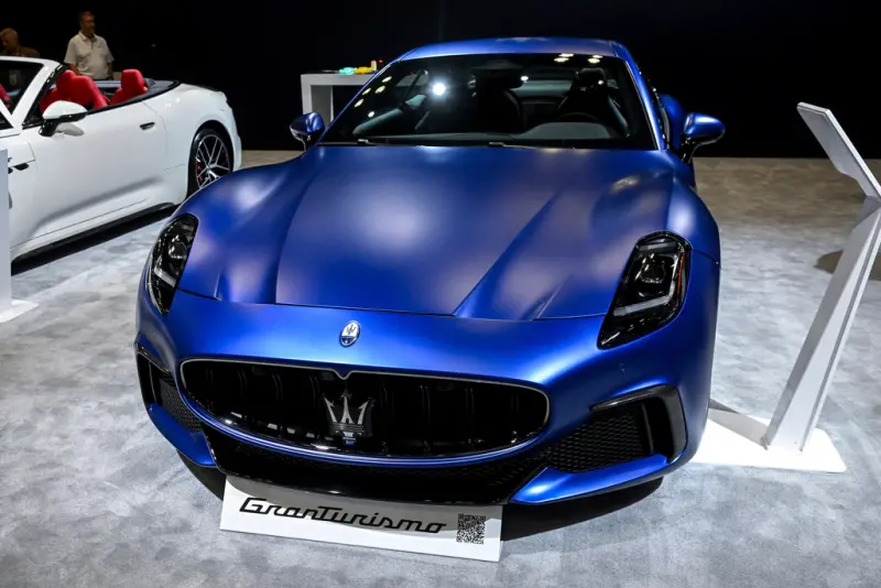 ▲全球第4大汽車製造集團「斯泰蘭蒂斯」（Stellantis）傳出正在考慮出售知名豪華車品牌瑪莎拉蒂（Maserati），外媒披露包括奇瑞汽車（Chery）在內的中國車廠，很可能會對收購瑪莎拉蒂感到興趣。（圖／美聯社／達志影像）