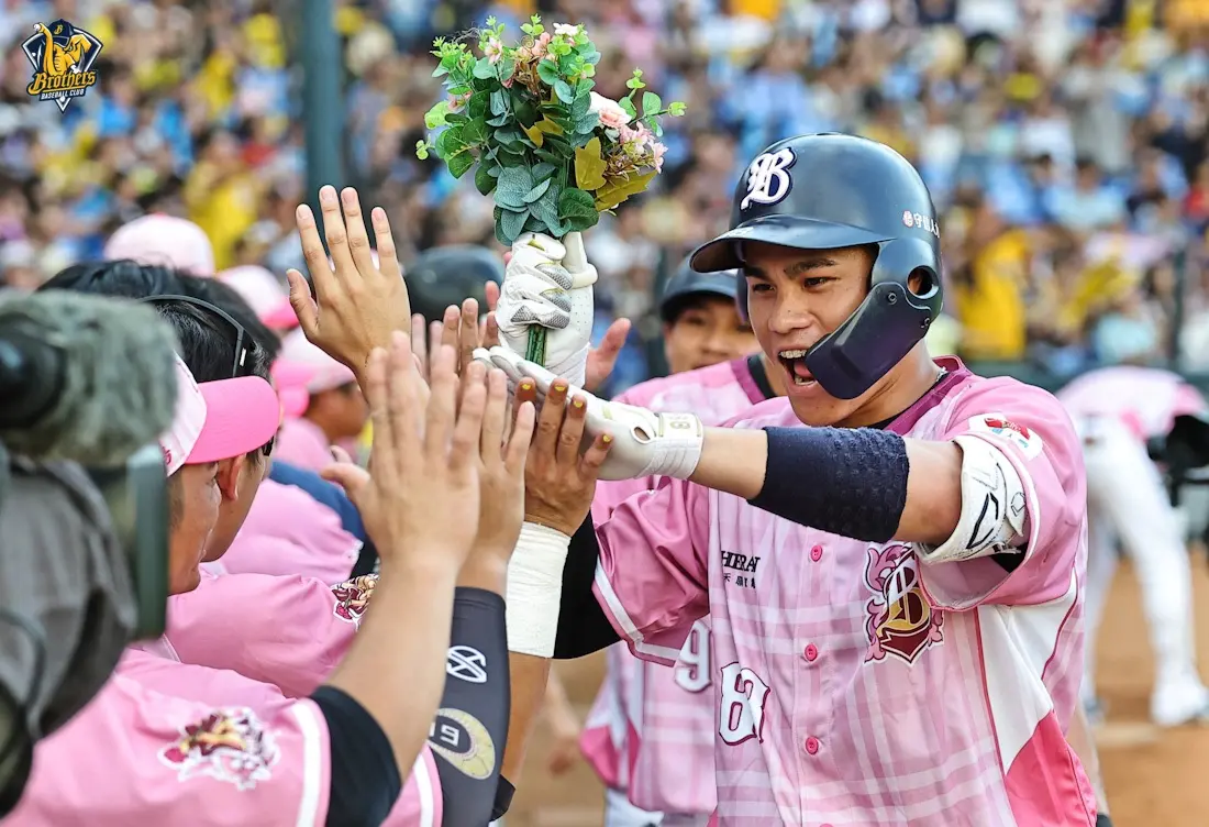 中職／黃韋盛、宋晟睿開轟！兄弟5：4險勝富邦 爭冠仍保一線生機