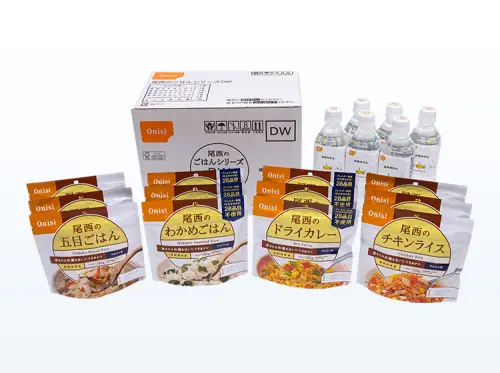 ▲加入常溫水就可以沖泡的各種飯類，很適合當成防災食品中的主食。（圖／翻攝自尾西食品官網）