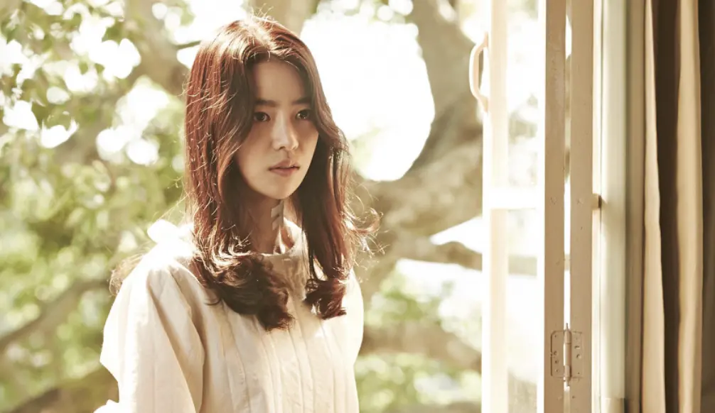 ▲韓國女星林智妍今（23）日迎接35歲生日。她過去因出演三級片《人間中毒》爆紅，一脫成名外還被譽為「韓版湯唯」。（圖／摘自《人間中毒》片段）