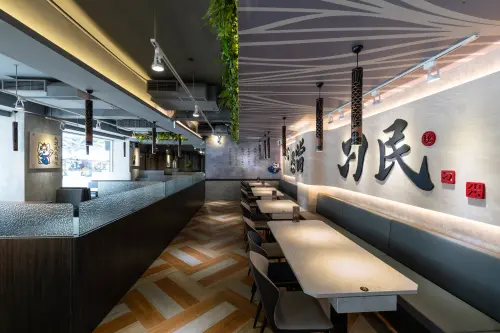 板橋人嗨了!新北第一間阪前鐵板燒、刁民酸菜魚5折開幕優惠一覽 ▲「刁民酸菜魚府中店」要送「整桌5折」優惠。(圖/刁民酸菜魚提供)