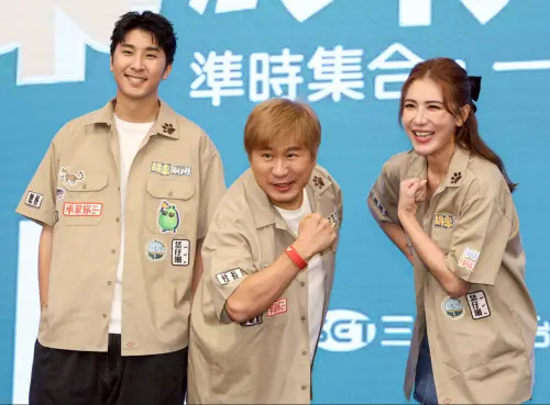 ▲胡釋安（左起）、胡瓜、小禎首度合作實境節目《胡來旅行社》，胡瓜透露送小禎到瑞士念書時一直掉眼淚，小禎則承認自己有社交恐懼，曾經從瑞士打電話回家，又不想家人擔心，一語不發聽完爸爸聲音就掛掉，自嘲是「鬼來電」。（圖／記者朱永強攝）