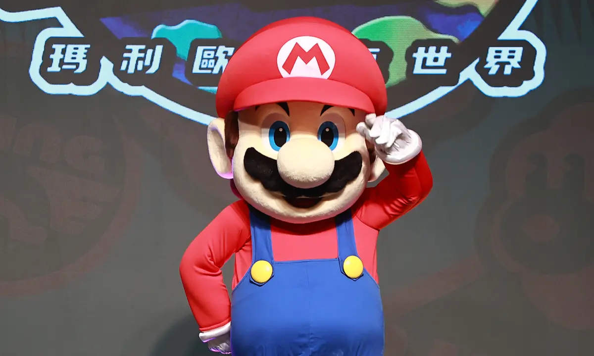 ▲中職明星賽再次迎來跨界合作，這次結合《瑪利歐賽車世界》打造夏日派對，有球迷就問道為何是跟《瑪利歐賽車世界》合作，引來內行球迷提到12強奪冠時的「無敵星星」關鍵字。（圖／記者葉政勳攝，2025.06.23）