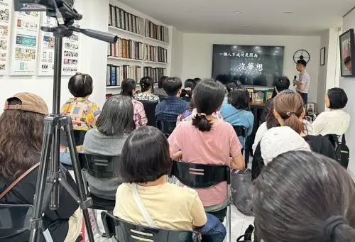 ▲高雄市政府勞工局推出創業職能深耕學習營活動,學員上課的情形。(圖/高雄市政府勞工局提供) ▲高雄市政府勞工局推出創業職能深耕學習營活動,學員上課的情形。(圖/高雄市政府勞工局提供)