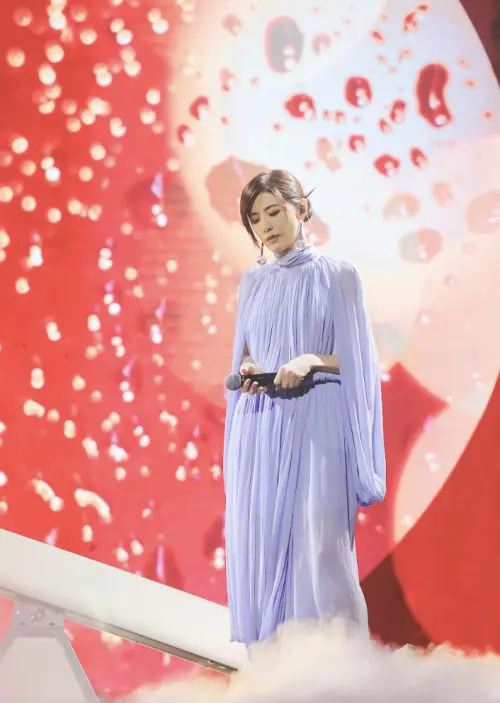 ▲蘇慧倫在《就說給我聽》演唱會不只演唱新歌，也帶來許多人人耳熟能詳的經典名曲，讓粉絲聽得過癮。（圖／相信音樂提供）