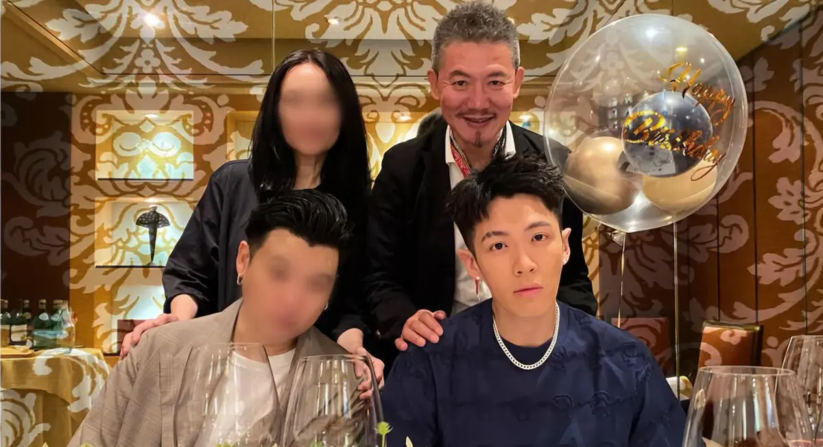 ▲柯震東東區豪宅有漏水問題，樓下鄰居告上法院，法官判決柯震東與父親柯耀宗賠償23萬元。（圖／翻攝IG）