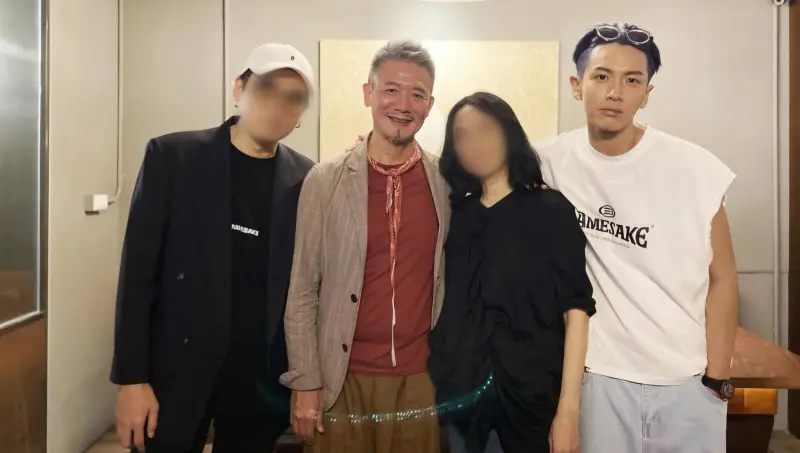 ▲柯震東樓下鄰居控訴他們裝修房屋導致樓下漏水,法院判賠23萬8155元,另外還要負擔裁判費與鑑定費16萬9711元。(圖/翻攝IG)