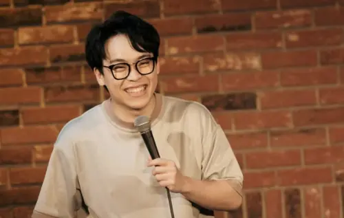 ▲賀瓏捲入爭議風暴，形象下跌，事業也陷入危機。（圖／翻攝自IG hellohorlung）