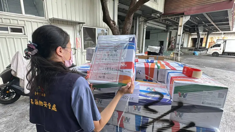 ▲中市食安處截至5月26日，完成506件商品標示查核與68件產品抽驗，結果全數合格，（圖／市府提供）
