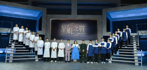 ▲組隊實境節目《星廚之戰》，邀請白潤音、安心亞、李玉璽、林予晞、胡宇威、姚淳耀、陳庭妮、黃偉晉、蔡詩芸與懷秋，在節目中跟名廚們組隊進行料理競賽。（圖／三立提供）