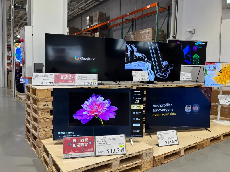 ▲常有民眾詢問電視該怎麼挑選，《NOWnews》記者特別詢問電器行老闆挑選電視要注意什麼。（圖／記者徐銘穗攝）