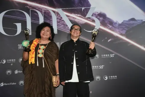 ▲金曲35爭議回顧／Lulu開場歌曲遭罵翻　巴奈（左）提「天安門事件」被消失。（圖／台視提供）