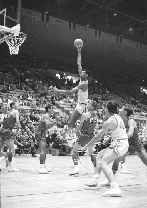 ▲ Kareem Abdul-Jabbar的天勾