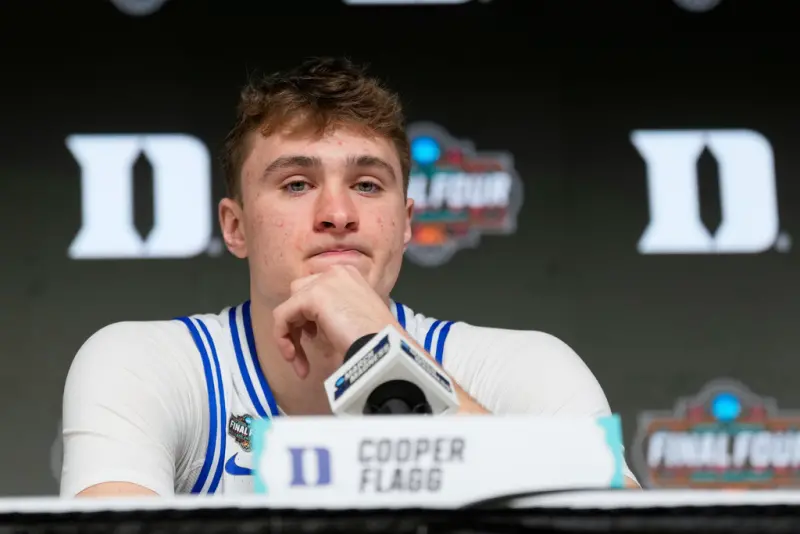 ▲2025年NBA選秀會，Cooper Flagg毫無意外地以狀元之姿加盟達拉斯獨行俠。（圖／美聯社／達志影像）