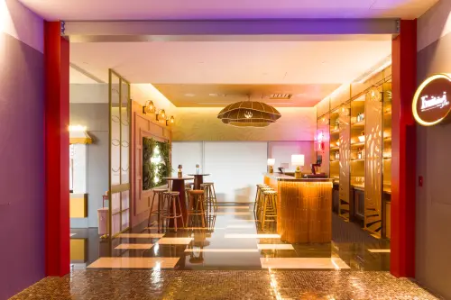 ▲「Fruitini Bar」提供多樣化調酒。（圖／「Two Tails Hotel Luzhou」提供）