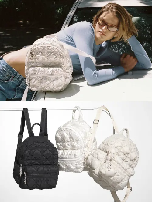 雲朵包在台狂賣2萬顆!韓國CARLYN大巨蛋旗艦店:3大開幕優惠一覽 ▲MELLOW輕便小型尼龍後背包2,980元。(圖/CARLYN提供)