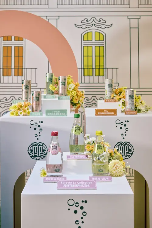 雲朵包在台狂賣2萬顆!韓國CARLYN大巨蛋旗艦店:3大開幕優惠一覽 ▲沛綠雅全新系列La Collection清新花果風味氣泡水在台上市。(圖/Maison Perrier沛綠雅提供)