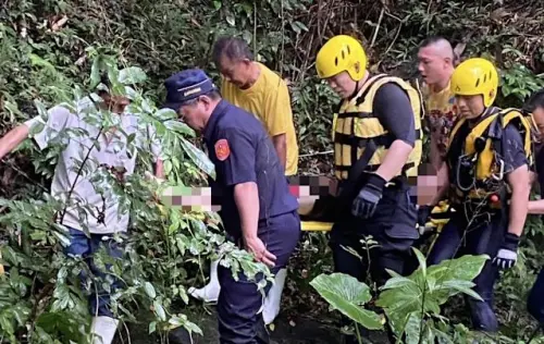 ▲ 台南南化區千層瀑布25號發聲溺水意外，一名20歲男同學不幸身亡。（圖／翻攝畫面）