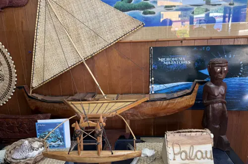 ▲部分帛琉在地品牌還推出「帛琉原創」系列。（圖／記者賴正琳攝）