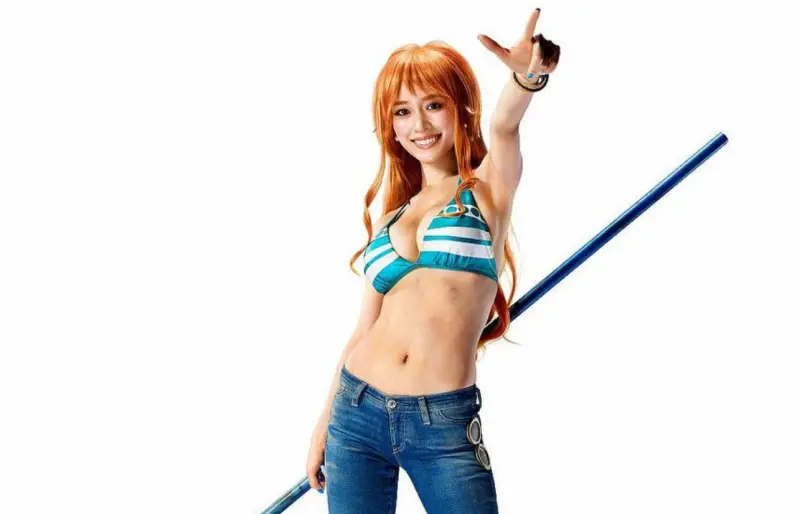 ▲有「真人娜美」封號的日本女星泉里香（如圖）宣布結婚喜訊，10年戀情修成正果，嫁給日本超帥國腳谷口彰悟。（圖／泉里香IG）