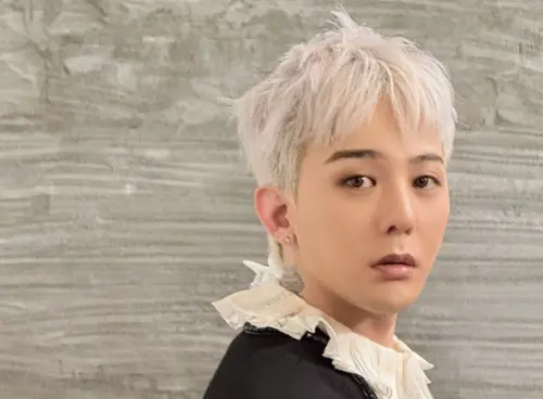 ▲GD（G-DRAGON、本名：權志龍）睽違多年降臨越南，航空公司高規格款待歌迷，熱舞歡迎。（圖／GD IG）