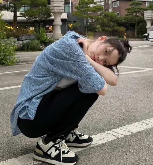 ▲▼公開海量素顏張，每一張無濾鏡原圖輸出，膚況好到嚇人。（圖／IU IG）