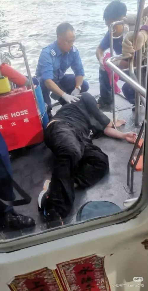 姜濤墜海獲救!認了有吃藥、喝酒 ▲姜濤墜海獲救!認了有吃藥、喝酒(圖/翻攝自小紅書)